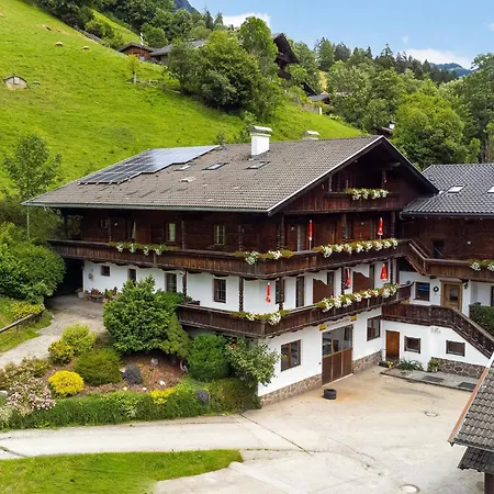 Zellner 6 Apartmán *